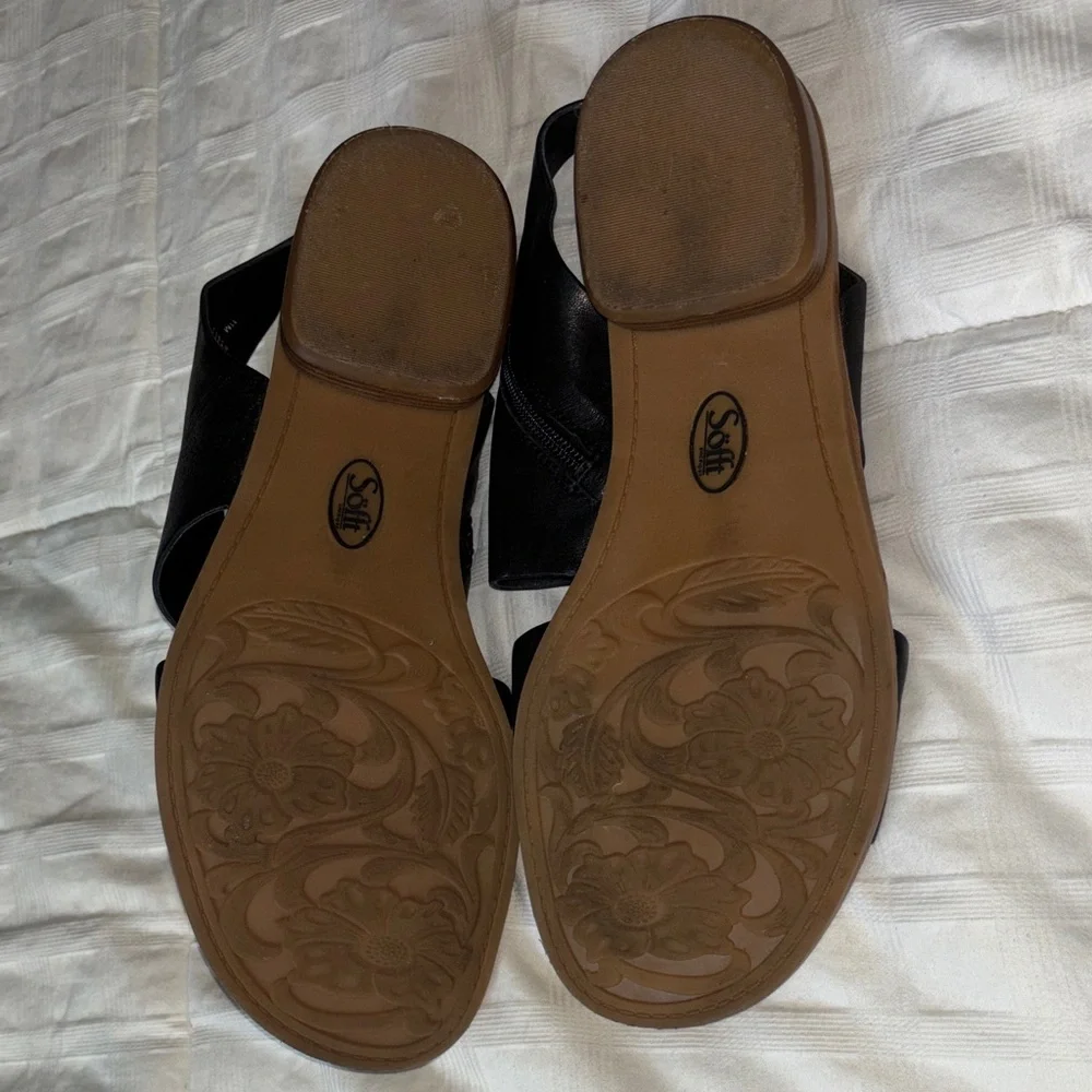 11M Softt Felicity Black Italian Leather Sandals- perfect with summer dresses - Picture 4 of 7